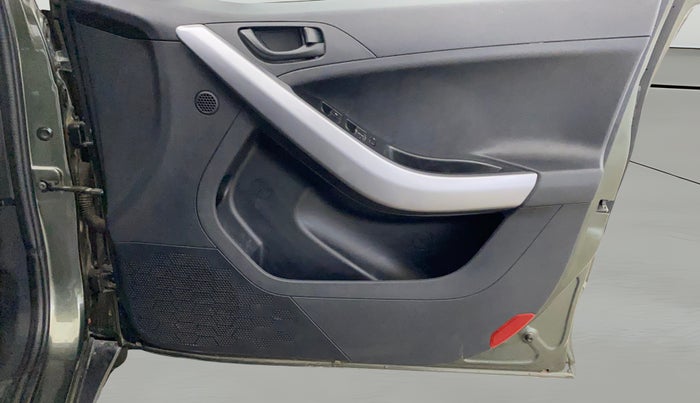 2023 Tata NEXON XM PETROL, Petrol, Manual, 35,415 km, Driver Side Door Panels Control