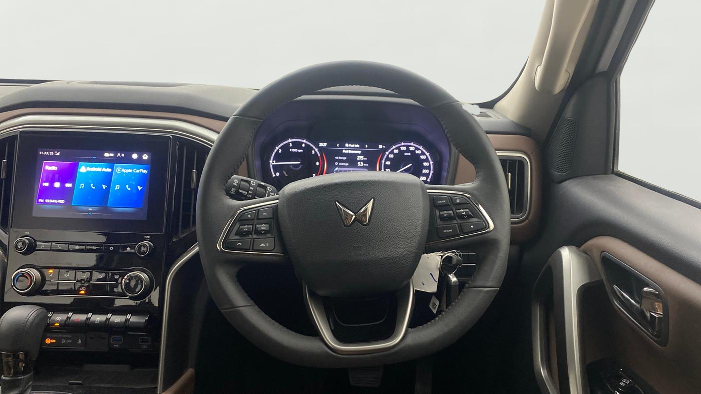 2025 Mahindra SCORPIO-N N Z8 S Petrol AT, Petrol, Automatic, 8,772 km, Steering Wheel Close Up