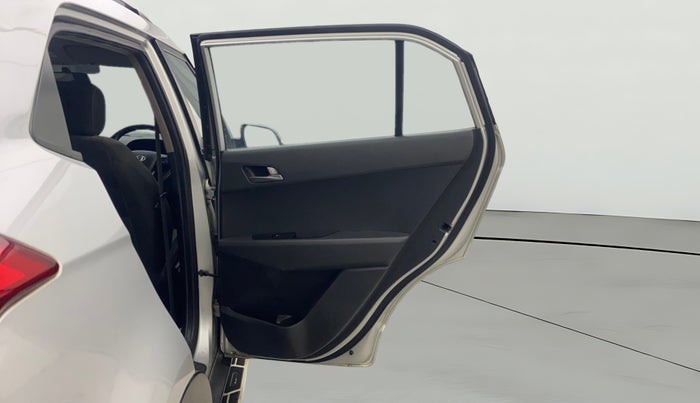 2017 Hyundai Creta SX PLUS AT 1.6 PETROL, Petrol, Automatic, 1,39,997 km, RHS Rear Door