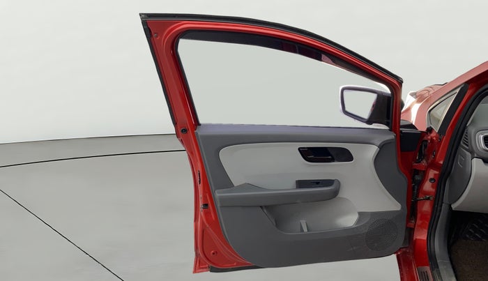 2020 Tata ALTROZ XT PETROL, Petrol, Manual, 35,713 km, LHS Front Door