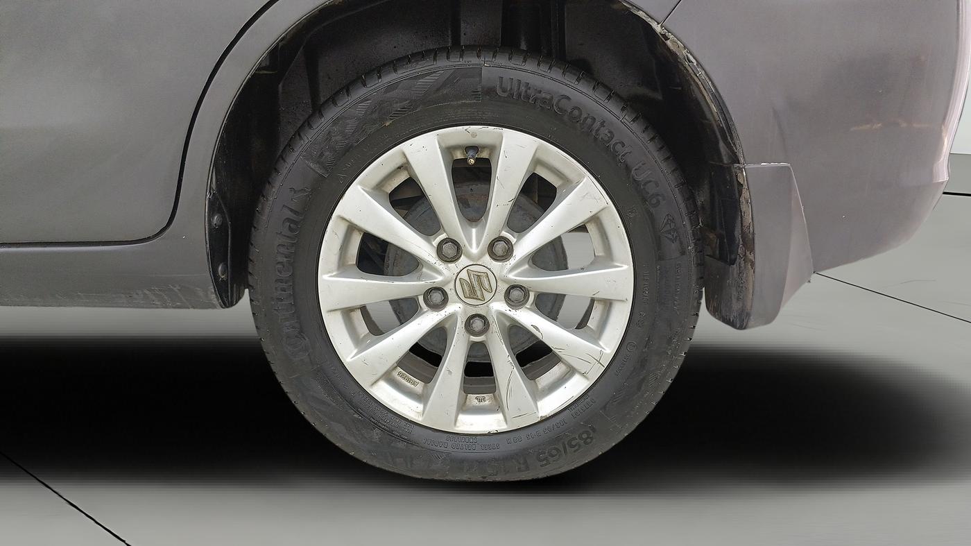 2014 Maruti Ertiga ZXI, Petrol, Manual, 92,485 km, Left Rear Wheel