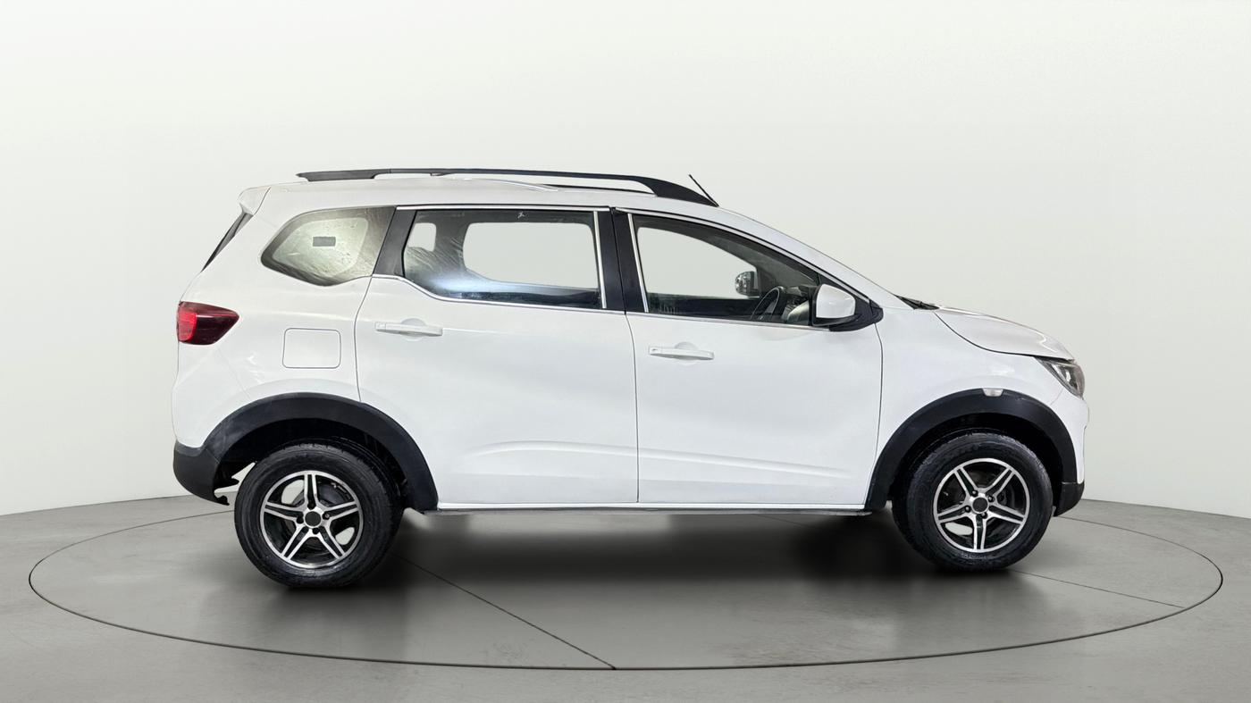 2020 Renault TRIBER RXT, Petrol, Manual, 58,311 km, Right Side View