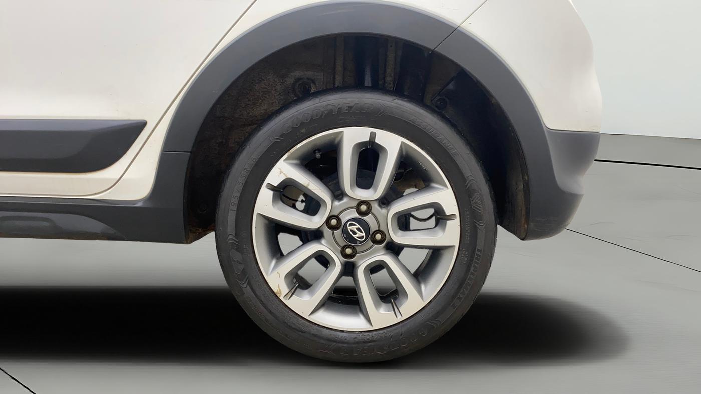 2019 Hyundai i20 Active 1.2 SX, Petrol, Manual, 50,844 km, Left Rear Wheel