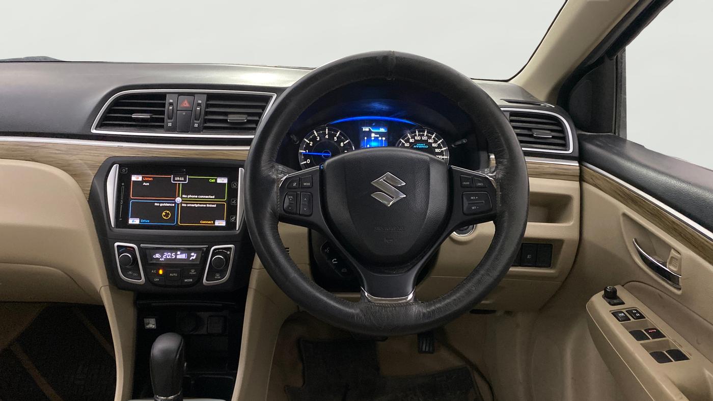 2019 Maruti Ciaz ALPHA  AT 1.5 SHVS PETROL, Petrol, Automatic, 36,500 km, Steering Wheel Close Up