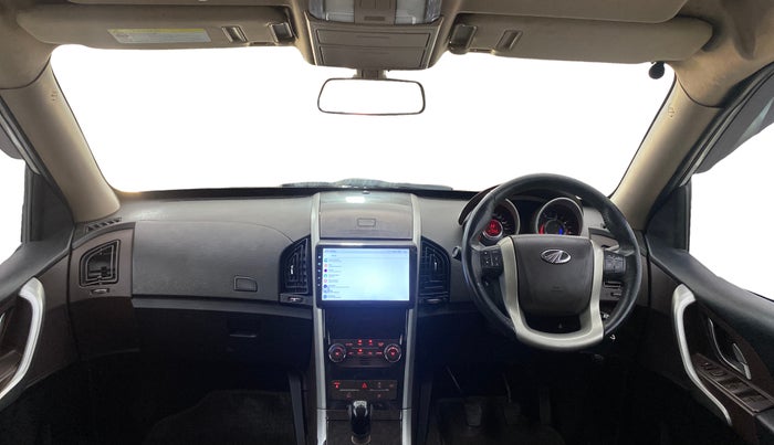 2014 Mahindra XUV500 W8, Diesel, Manual, 1,41,065 km, Dashboard