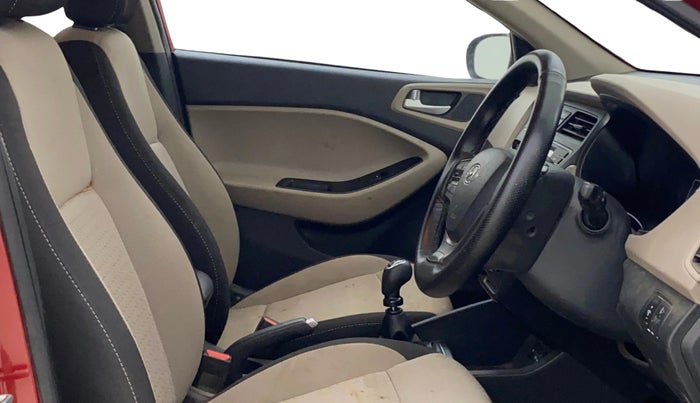 2016 Hyundai Elite i20 ASTA 1.2 (O), Petrol, Manual, 64,454 km, Right Side Front Door Cabin