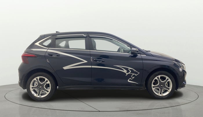 2023 Hyundai NEW I20 SPORTZ 1.2 MT, Petrol, Manual, 24,464 km, Right Side View