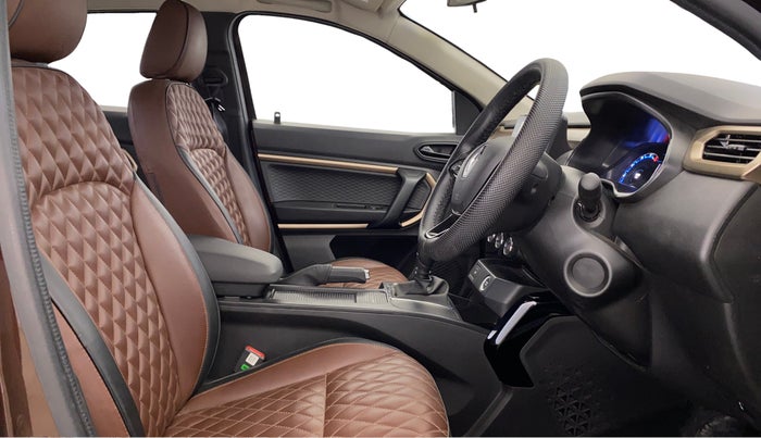 2023 Renault Kiger RXT (O) AMT, Petrol, Automatic, 9,316 km, Right Side Front Door Cabin