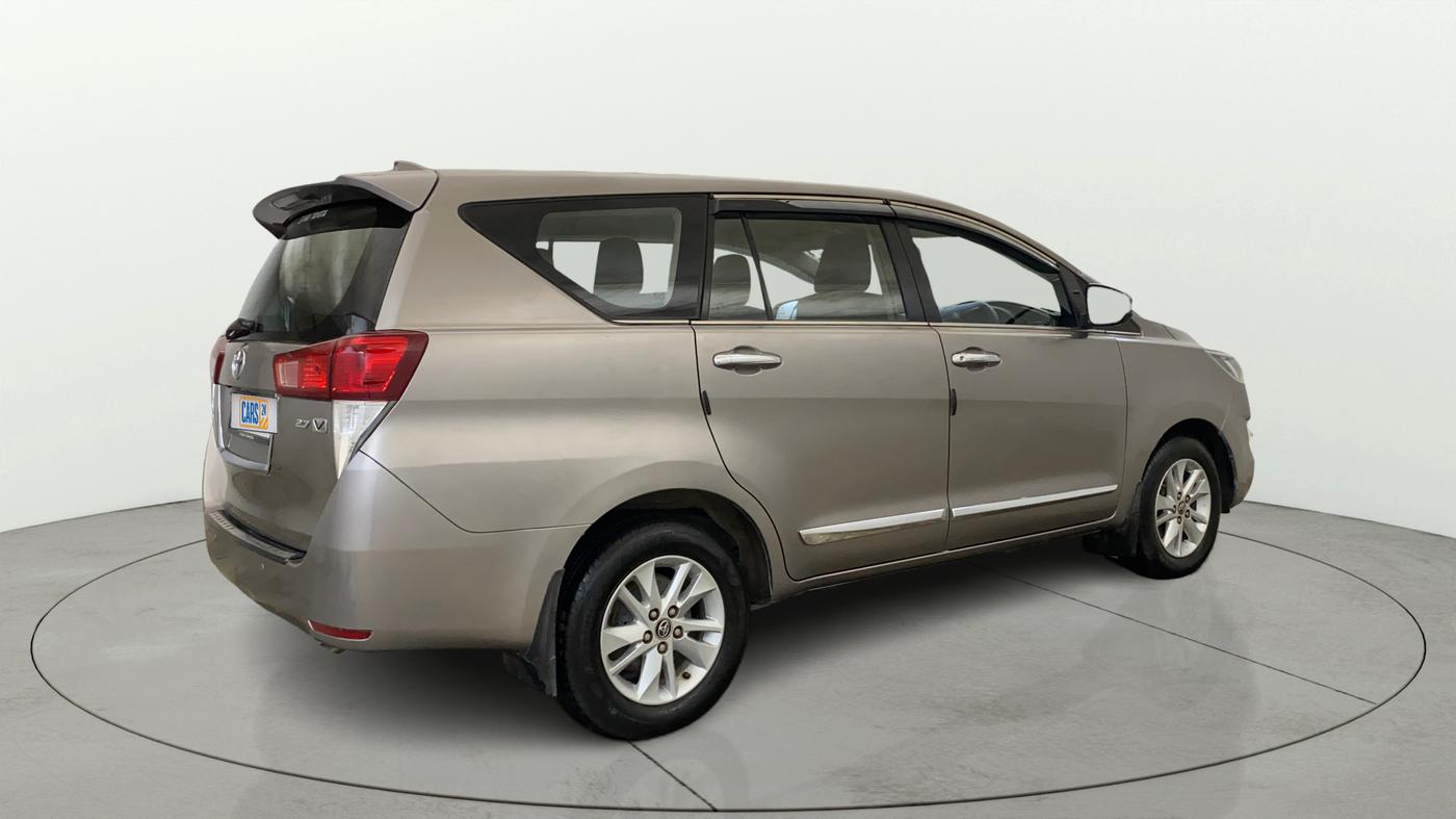 2018 Toyota Innova Crysta 2.7 VX 7 STR, Petrol, Manual, 42,152 km, Right Back Diagonal