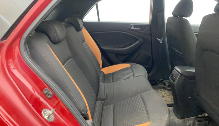 2017 Hyundai Elite i20 ASTA 1.2 DUAL TONE, Petrol, Manual, 94,608 km, Right Side Rear Door Cabin