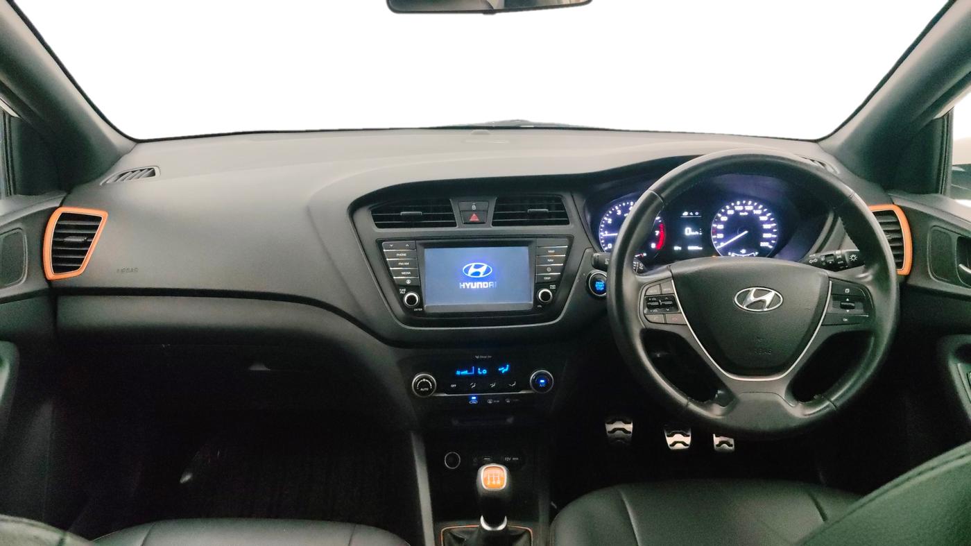 2017 Hyundai i20 Active 1.2 SX, Petrol, Manual, 59,486 km, Dashboard