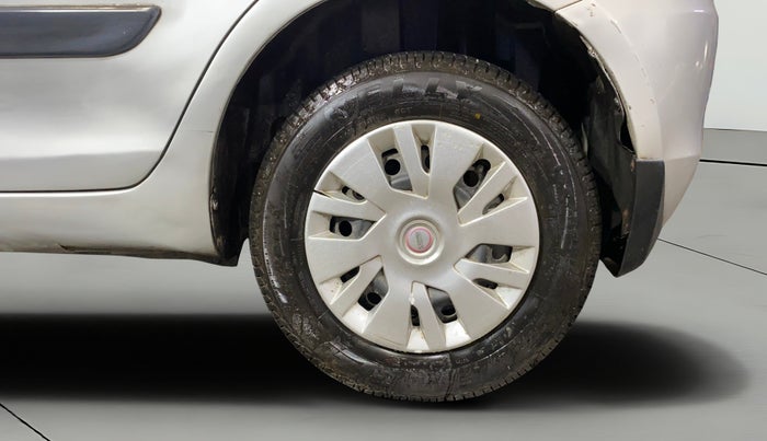 2013 Maruti Swift VXI, Petrol, Manual, 73,470 km, Left Rear Wheel