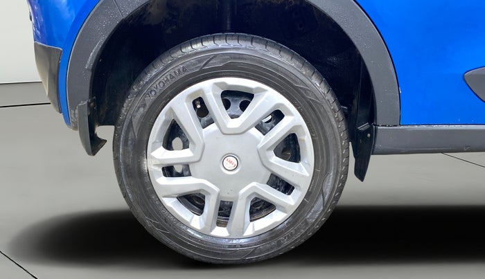 2018 Tata NEXON XE PETROL, Petrol, Manual, 83,505 km, Right Rear Wheel