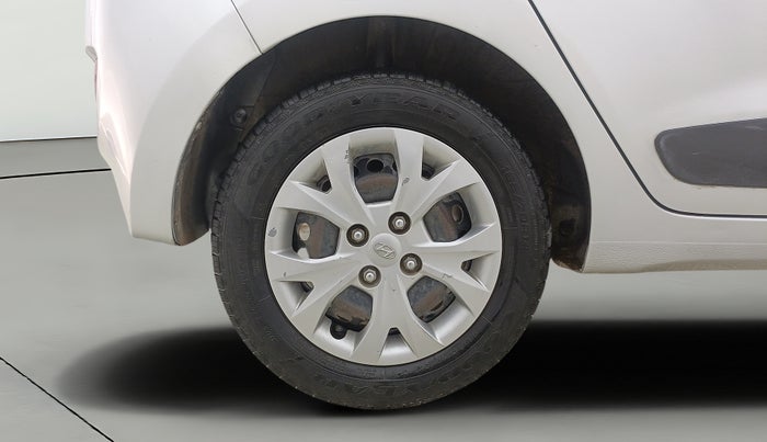 2016 Hyundai Grand i10 SPORTZ 1.2 KAPPA VTVT, Petrol, Manual, 84,427 km, Right Rear Wheel