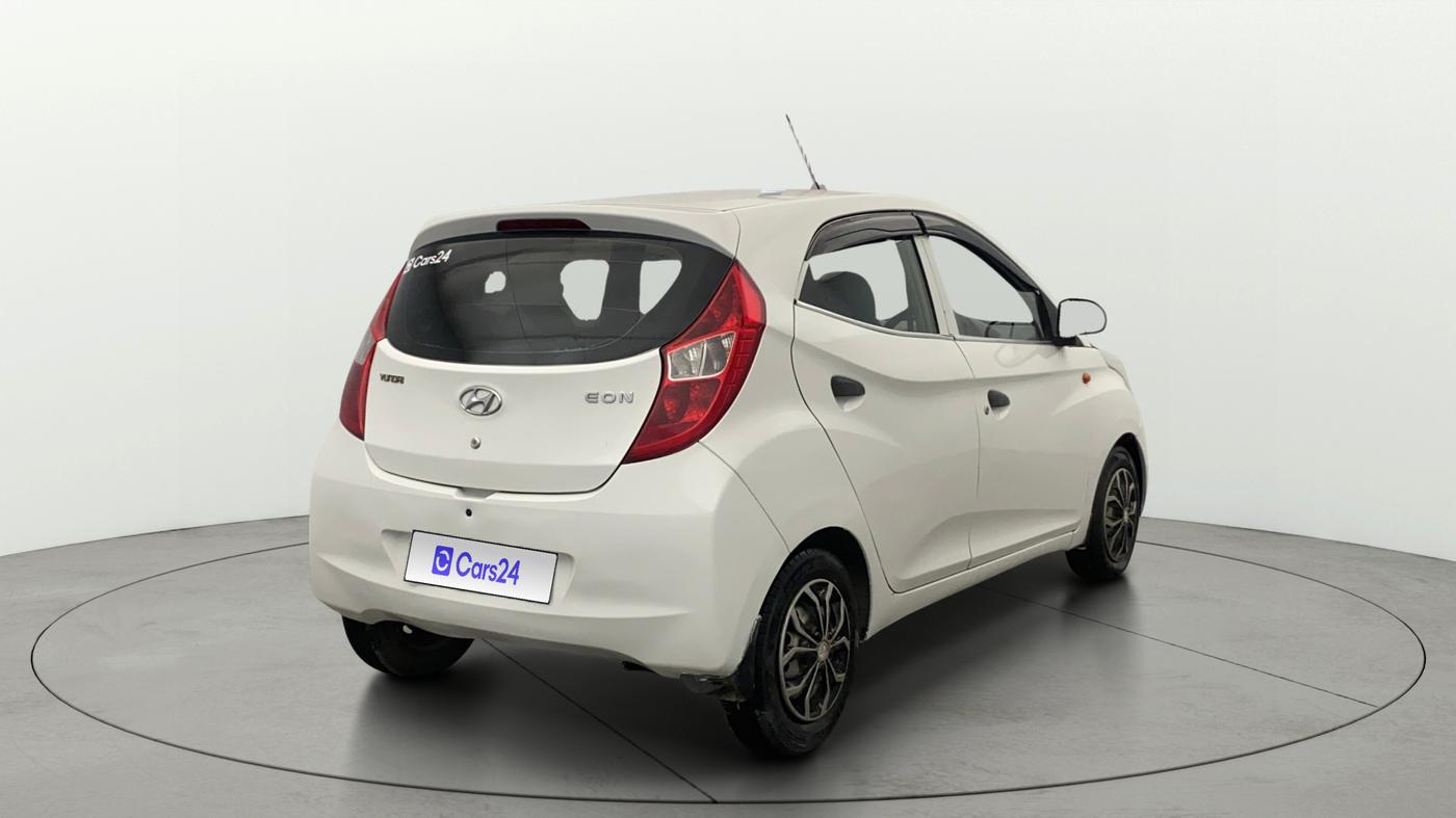 2018 Hyundai Eon ERA PLUS (O), Petrol, Manual, 1,02,108 km, Right Back Diagonal