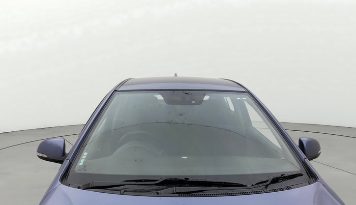 2013 Hyundai i20 ASTA 1.2, Petrol, Manual, 1,24,088 km, Front Windshield