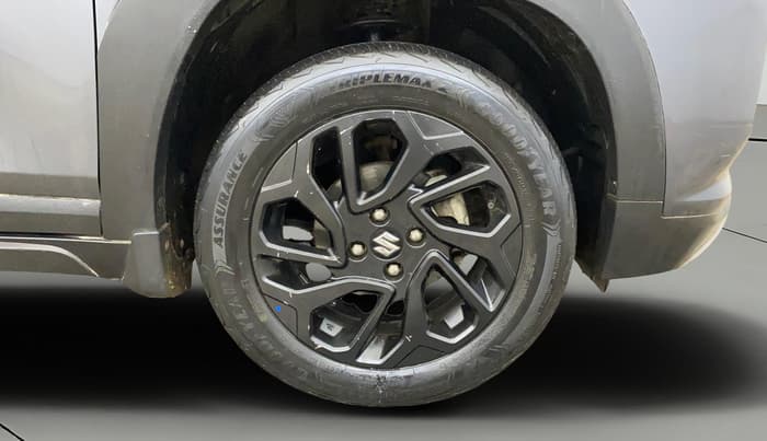 2023 Maruti FRONX DELTA PLUS 1.2MT, Petrol, Manual, 46,621 km, Right Front Wheel
