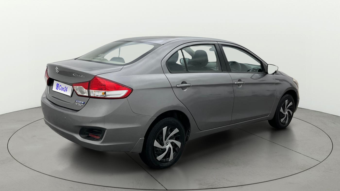 2016 Maruti Ciaz VDI+ SHVS, Diesel, Manual, 68,244 km, Right Back Diagonal