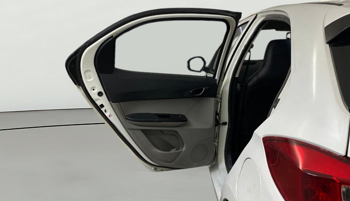 2018 Tata Tiago XT PETROL, Petrol, Manual, 32,574 km, LHS Rear Door