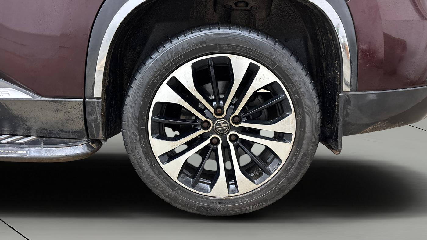 2022 MG HECTOR PLUS SHARP 1.5 PETROL TURBO CVT 6-STR, Petrol, Automatic, 39,063 km, Left Rear Wheel