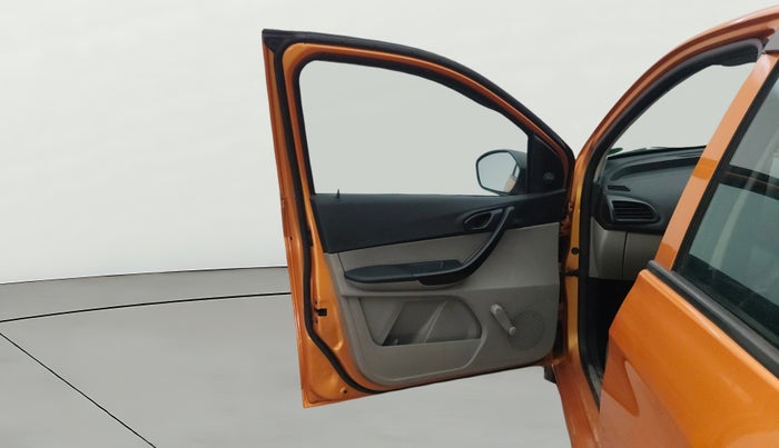 2018 Tata Tiago XE PETROL, Petrol, Manual, 62,656 km, LHS Front Door