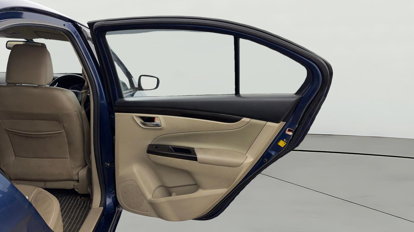 2018 Maruti Ciaz ALPHA  AT 1.4  PETROL, Petrol, Automatic, 61,561 km, RHS Rear Door