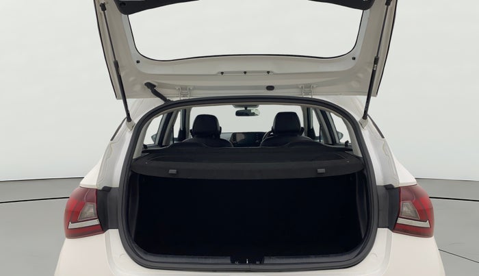 2022 Hyundai NEW I20 SPORTZ 1.2 MT, Petrol, Manual, 38,134 km, Boot Open Zoomed View