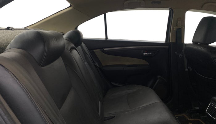 2016 Maruti Ciaz ZDI+ SHVS RS, Diesel, Manual, 95,428 km, Right Side Rear Door Cabin