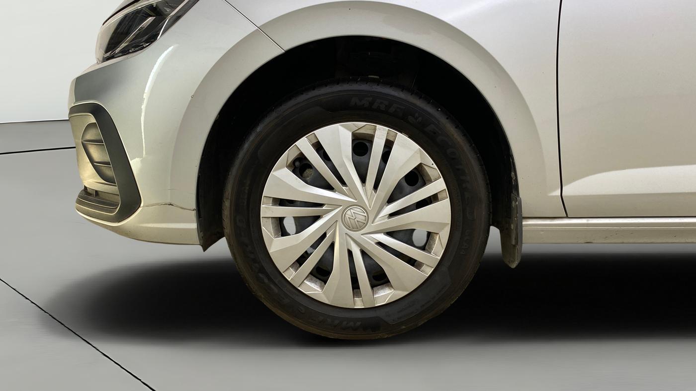 2025 Volkswagen VIRTUS COMFORTLINE TSI 1.0 MT, Petrol, Manual, 1,767 km, Left Front Wheel