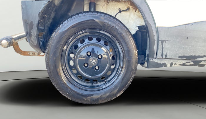 2024 Tata PUNCH CREATIVE 1.2 MT KAZIRANGA EDITION , Petrol, Manual, 5,461 km, Right Rear Wheel