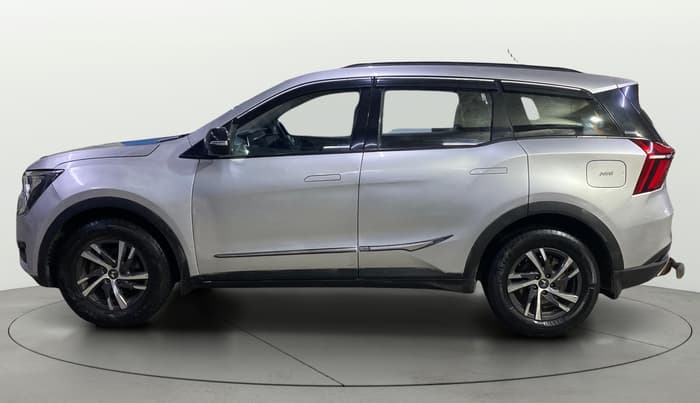 2022 Mahindra XUV700 AX 5 P MT 7 STR, Petrol, Manual, 66,407 km, Left Side