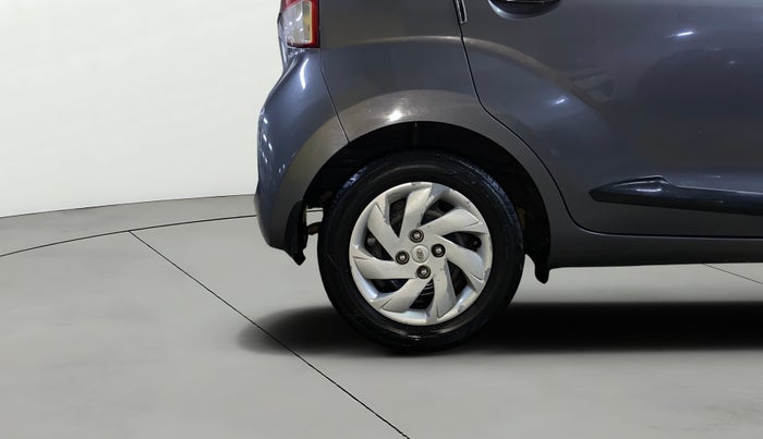 2018 Hyundai NEW SANTRO SPORTZ MT, CNG, Manual, 1,12,297 km, Right Rear Wheel