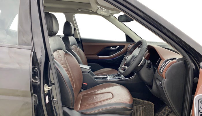 2022 Hyundai ALCAZAR 1.5 SIGNATURE (O) AT 7STR, Diesel, Automatic, 69,920 km, Right Side Front Door Cabin