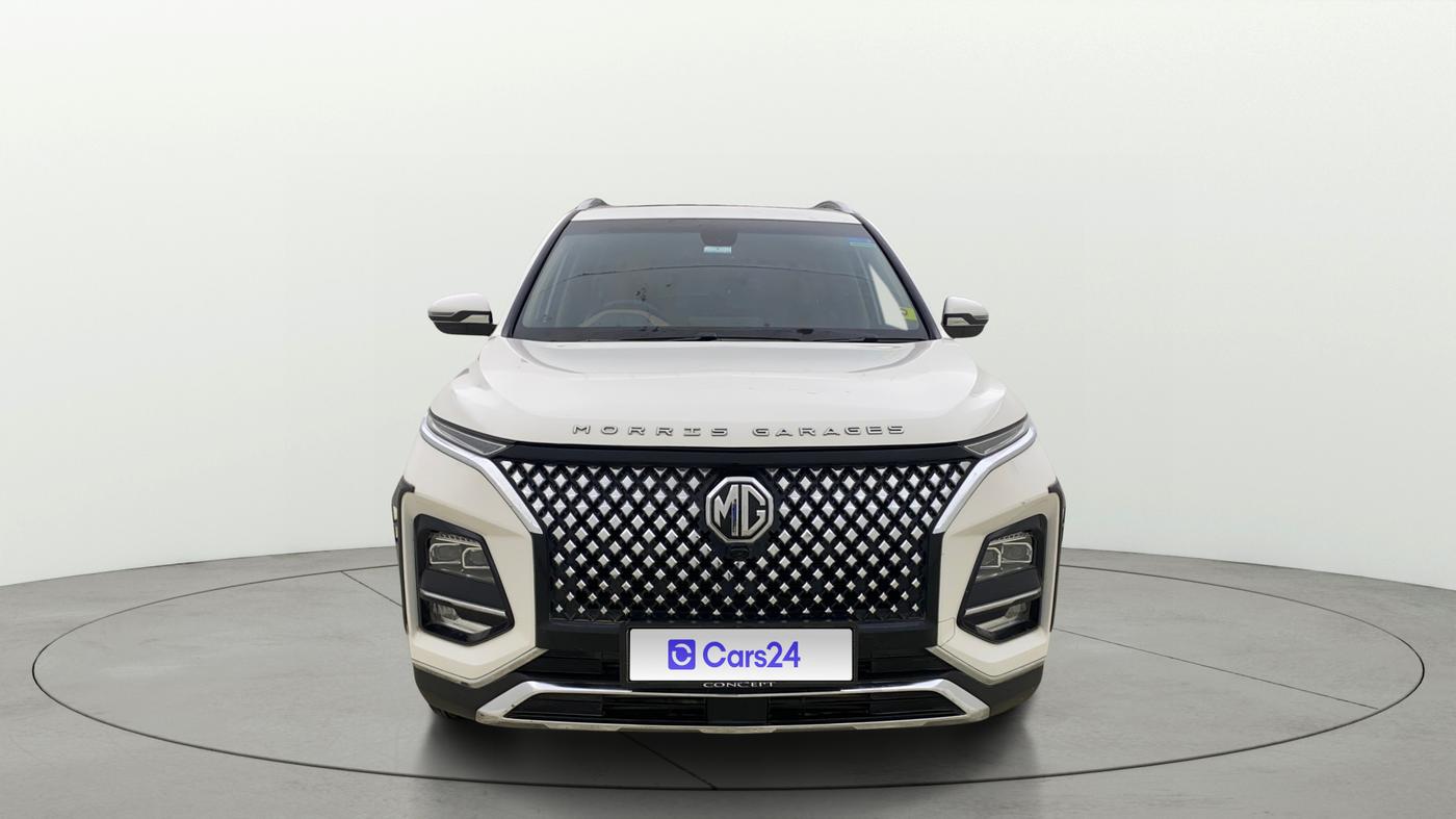 2024 MG HECTOR PLUS SHARP PRO 1.5 TURBO MT 7 STR, Petrol, Manual, 11,010 km, Front