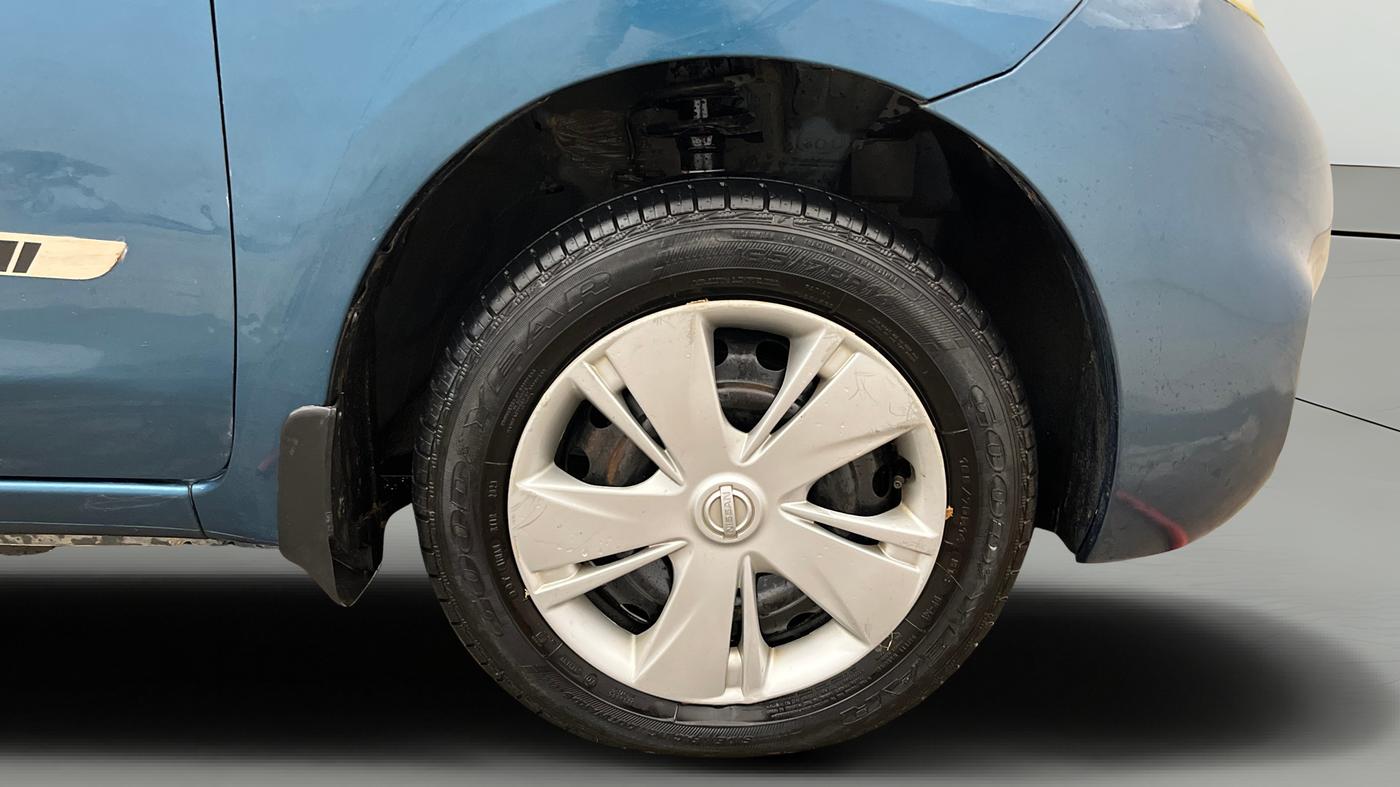 2016 Nissan Micra XL CVT, Petrol, Automatic, 43,776 km, Right Front Wheel