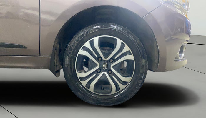 2019 Tata Tiago XZ PETROL, Petrol, Manual, 68,403 km, Right Front Wheel