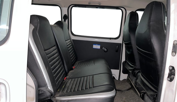 2024 Maruti Eeco 5 STR AC, Petrol, Manual, 4,359 km, Right Side Rear Door Cabin