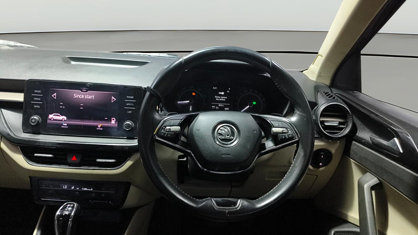 2023 Skoda SLAVIA AMBITION 1.0L TSI AT, Petrol, Automatic, 28,137 km, Steering Wheel Close Up