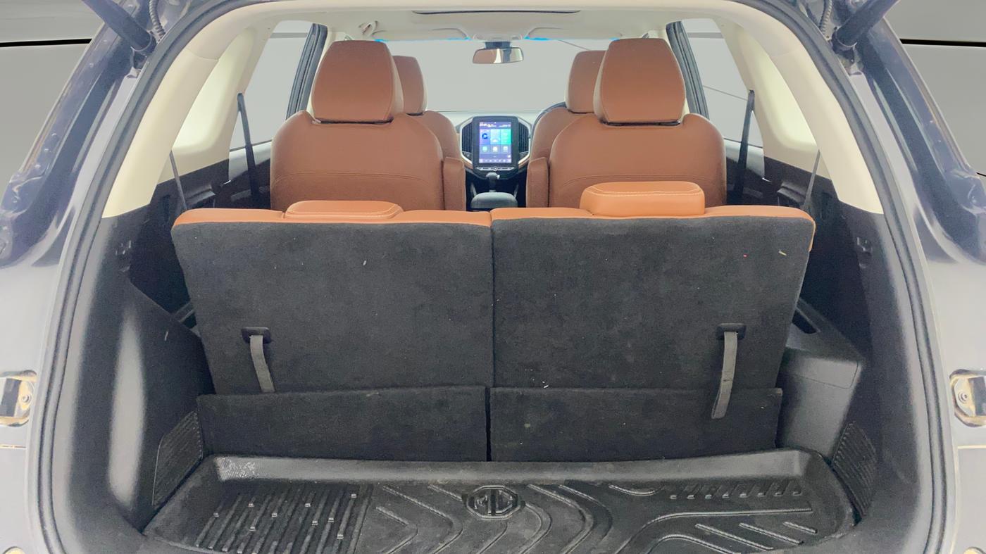 2020 MG HECTOR PLUS SHARP 1.5 PETROL TURBO DCT 6-STR, Petrol, Automatic, 74,192 km, Boot Open Zoomed View