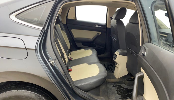 2022 Skoda SLAVIA STYLE 1.0L TSI AT, Petrol, Automatic, 74,692 km, Right Side Rear Door Cabin