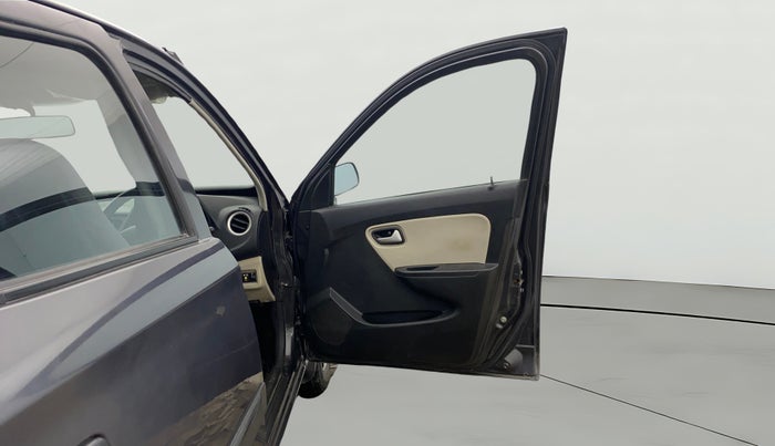 2021 Maruti Alto LXI OPT CNG, CNG, Manual, 93,349 km, RHS Front Door