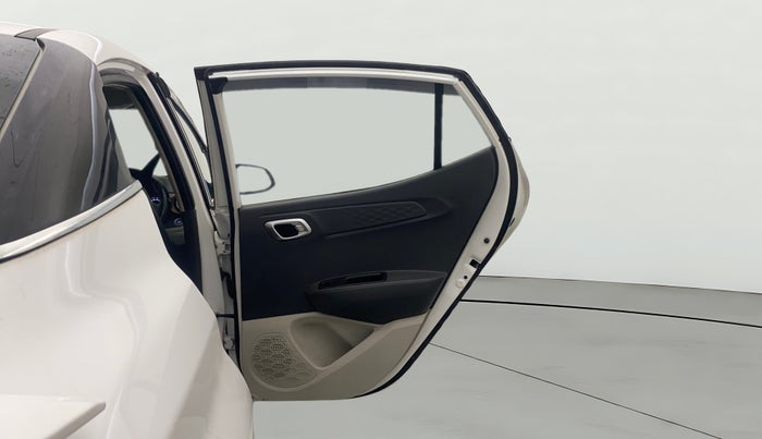 2023 Hyundai AURA SX 1.2 CNG, CNG, Manual, 30,976 km, RHS Rear Door