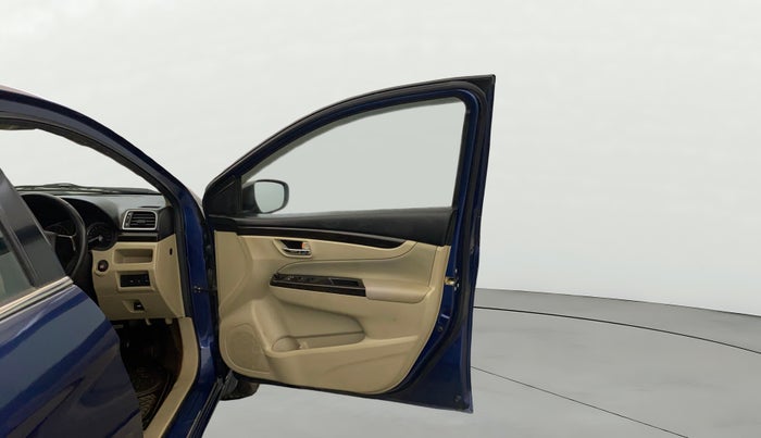 2017 Maruti Ciaz ALPHA 1.4 PETROL, Petrol, Manual, 63,960 km, RHS Front Door