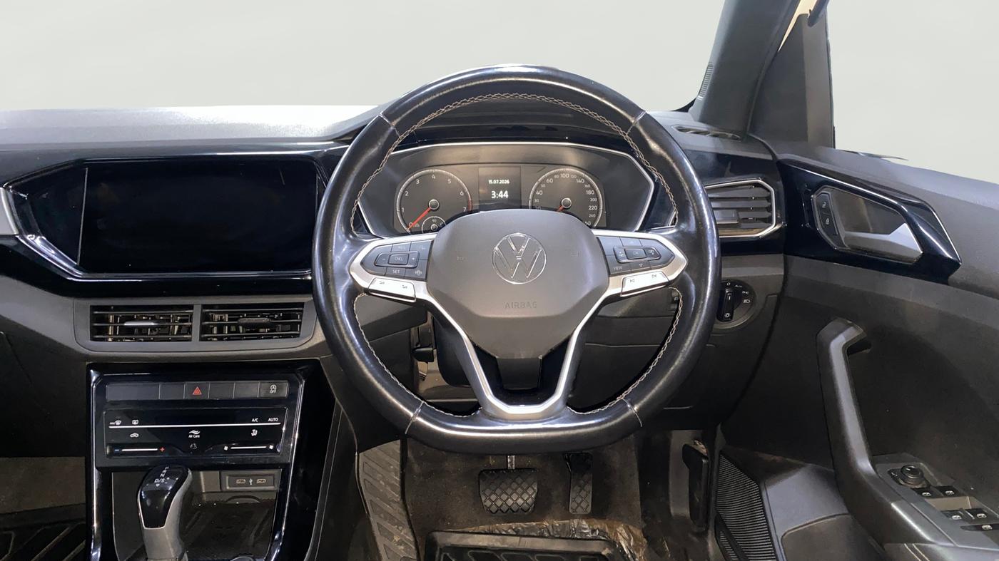 2024 Volkswagen TAIGUN GT Line 1.0L TSI AT, Petrol, Automatic, 34,097 km, Steering Wheel Close Up