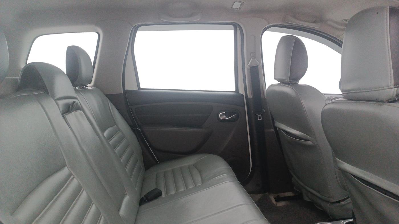 2016 Renault Duster 85 PS RXZ DIESEL, Diesel, Manual, 1,32,712 km, Right Side Rear Door Cabin