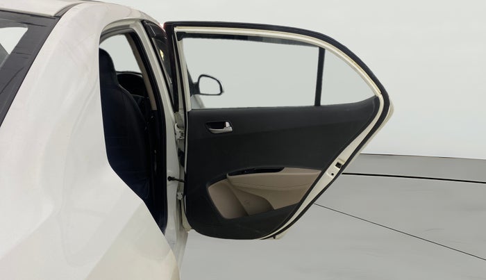 2014 Hyundai Xcent SX 1.2 (O), Petrol, Manual, 17,280 km, RHS Rear Door