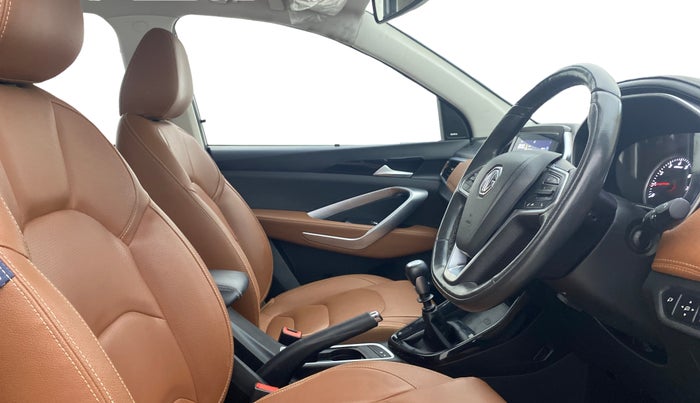 2021 MG HECTOR PLUS SELECT 2.0 DIESEL TURBO MT 7-STR, Diesel, Manual, 49,336 km, Right Side Front Door Cabin