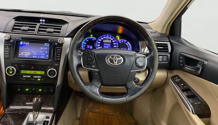 2014 Toyota Camry HYBRID, Hybrid, Automatic, 36,147 km, Steering Wheel Close Up