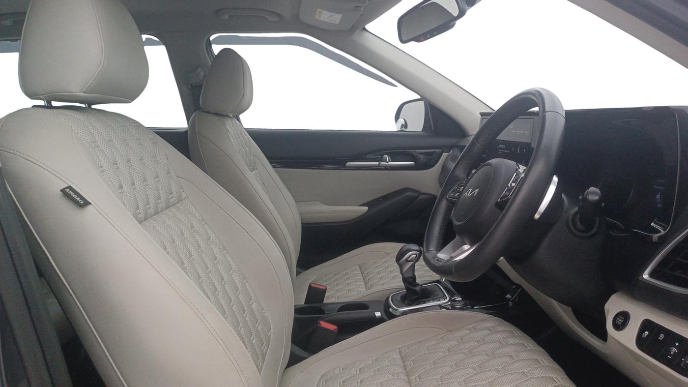 2023 KIA SELTOS HTX IVT, Petrol, Automatic, 43,354 km, Right Side Front Door Cabin