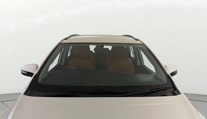 2022 Toyota Innova Crysta 2.7 GX AT 7 STR, Petrol, Automatic, 37,081 km, Front Windshield